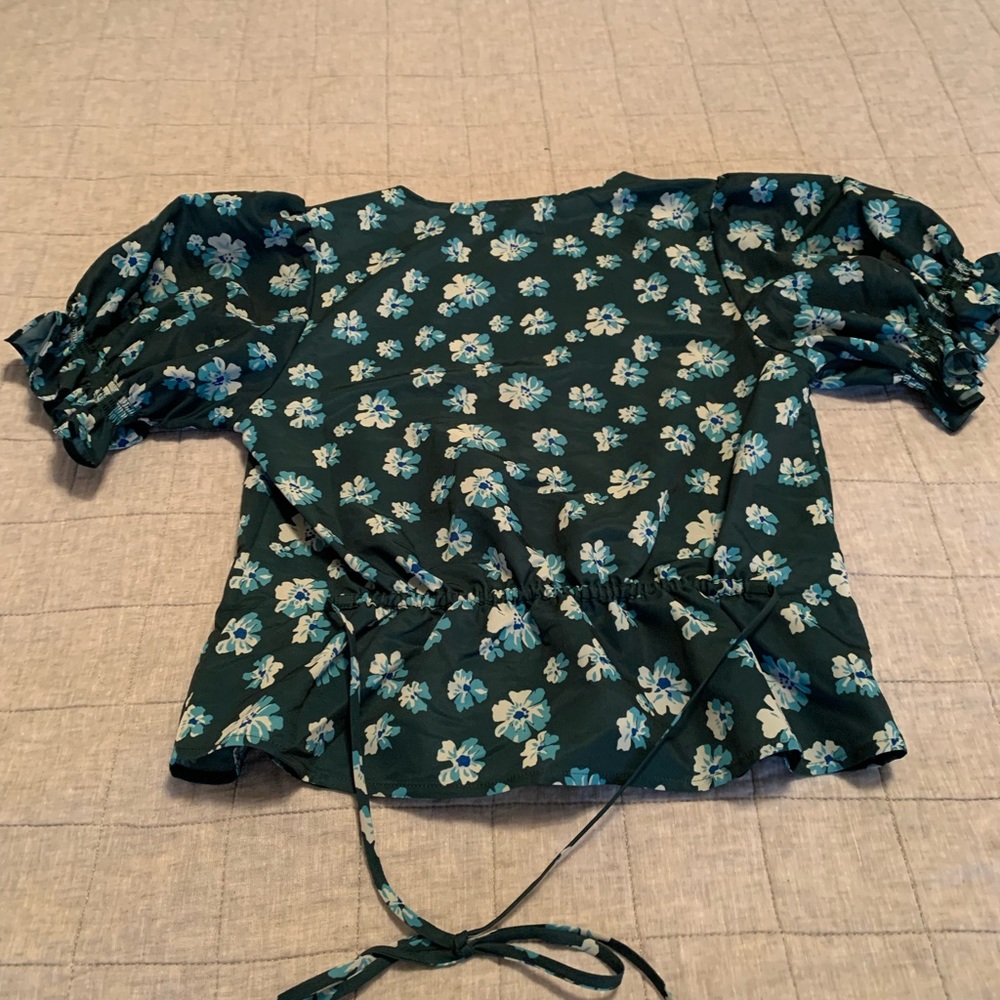 Outerknown cropped blouse